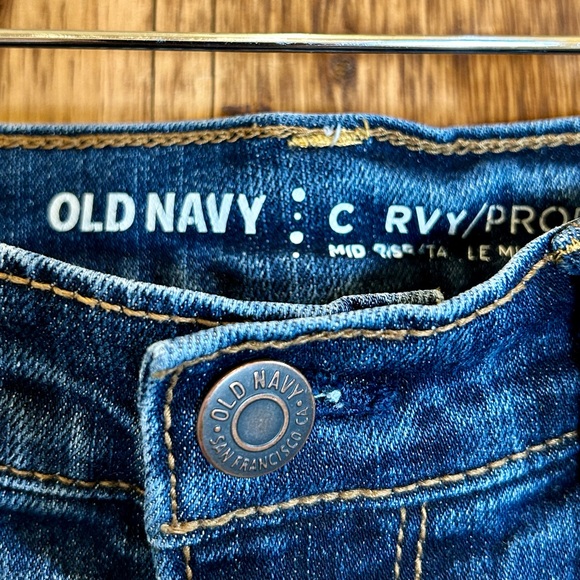 Old Navy Women's Curvy Mid-Rise Straight Leg Jeans Bundle - Picture 6 of 9